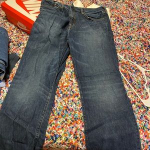 Men’s easy fit jeans